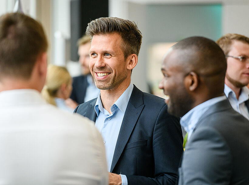 Im futureSAX-Alumni-Netzwerk findet branchenübergreifender, sachsenweiter Erfahrungsaustausch von Nominierten und Preisträgern der vergangenen Staatspreise statt