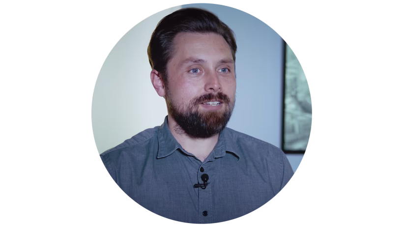 Hier geht es zum InnoStartBonus-Video mit Danny Arnold von BRICK4U. Er bekommt die Gründungsförderung InnoStartBonus.